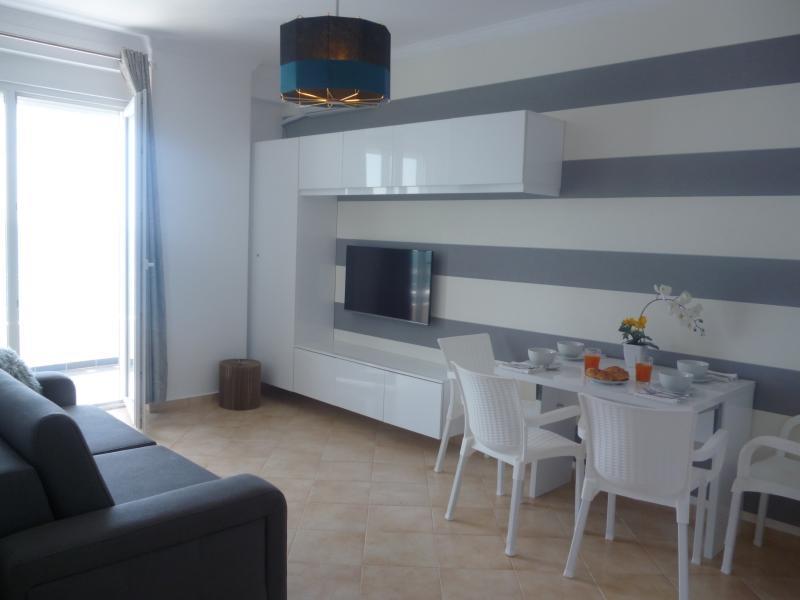 Beautifull Holiday Apartment Larisa Sarande Bagian luar foto